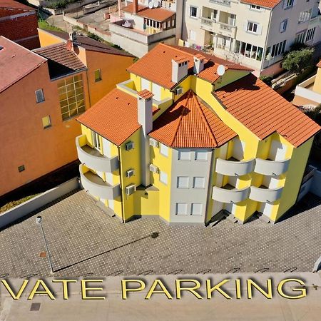 Apartments Bosankic Пула Екстериор снимка