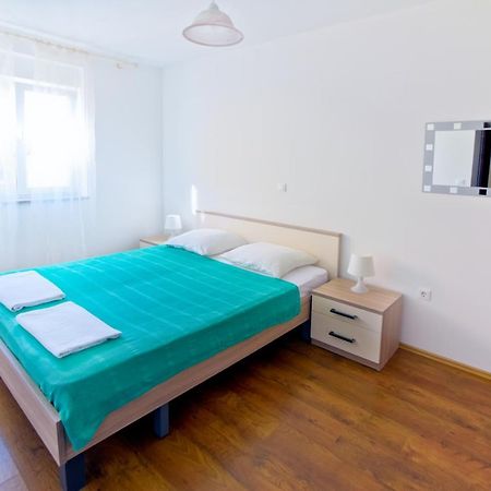 Apartments Bosankic Пула Екстериор снимка