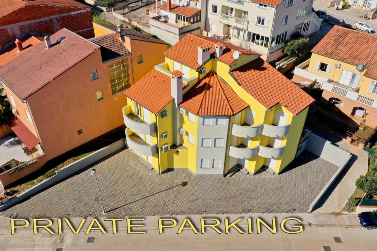 Apartments Bosankic Пула Екстериор снимка