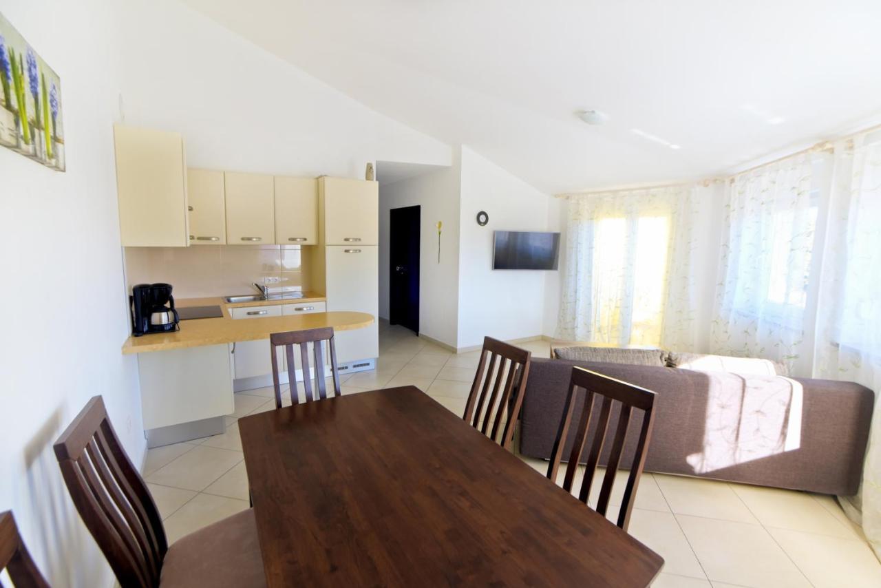 Apartments Bosankic Пула Екстериор снимка