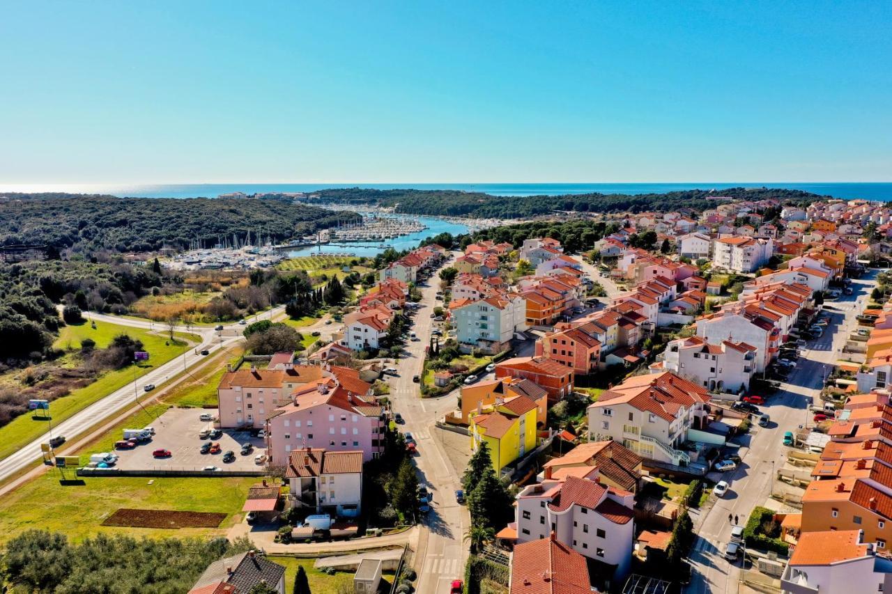 Apartments Bosankic Пула Екстериор снимка