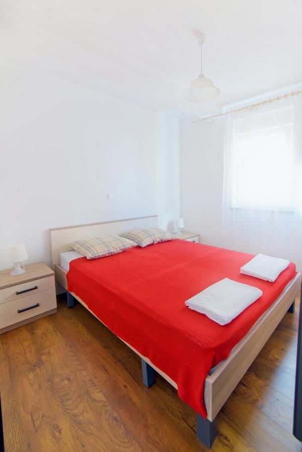 Apartments Bosankic Пула Екстериор снимка