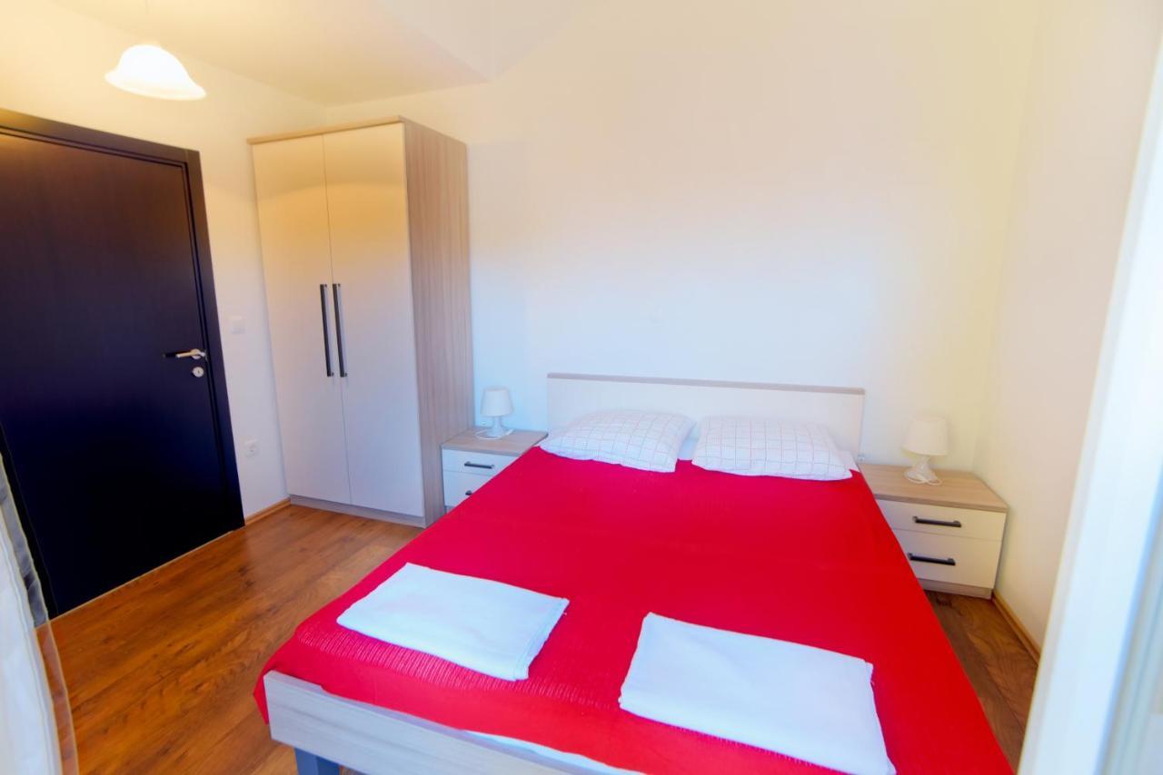 Apartments Bosankic Пула Екстериор снимка