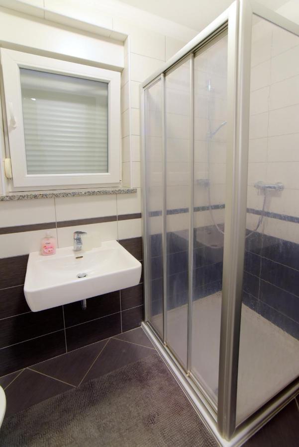 Apartments Bosankic Пула Екстериор снимка
